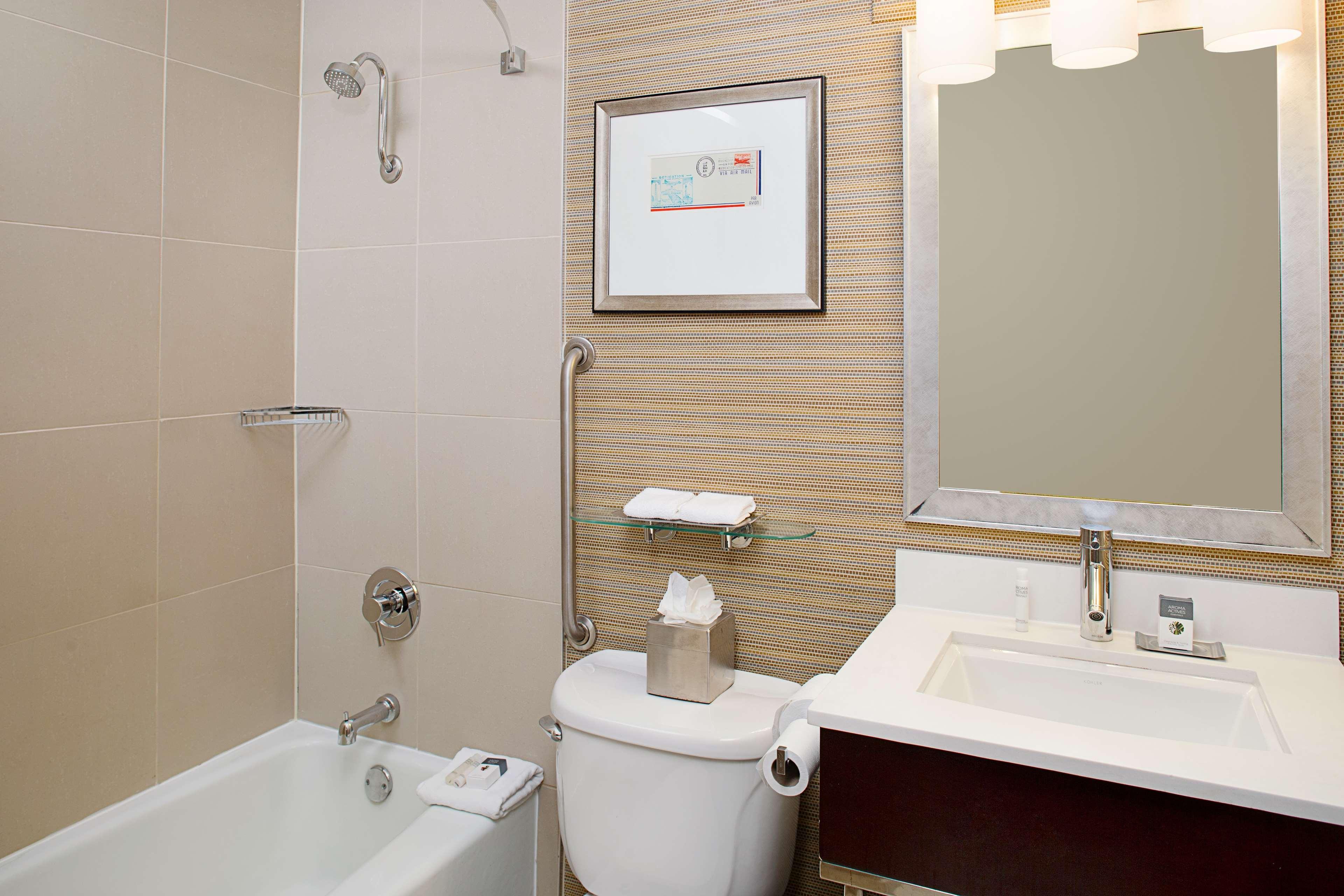 Doubletree By Hilton Baltimore - BWI Airport Linthicum Exterior photo